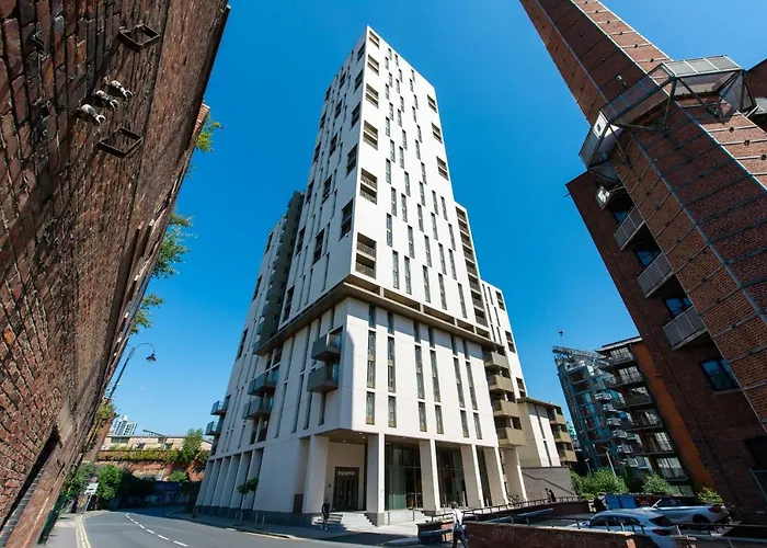 The Assembly Oasis Holding Апартаменты Манчестер