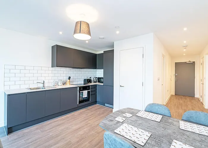 Insignia By Guestz Manchester