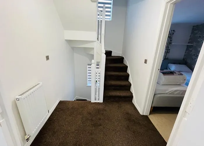 Watan - Spacious 3 Bedrooms Entire House With Beautiful Outdoor Garden Semesterbostad *