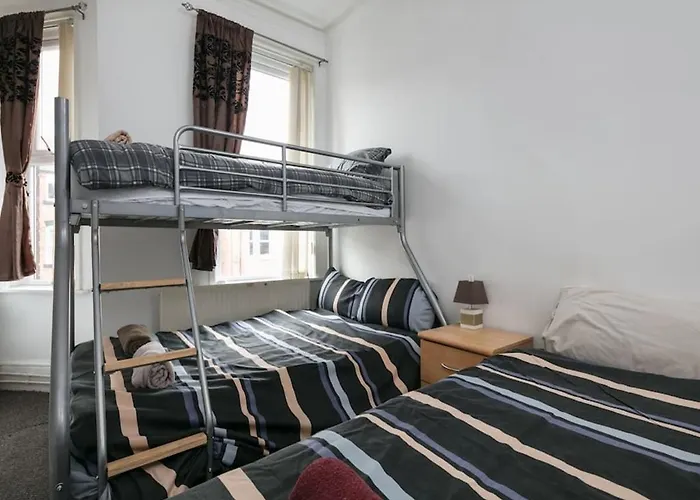 Short Term Shared R&r In Chorlton *