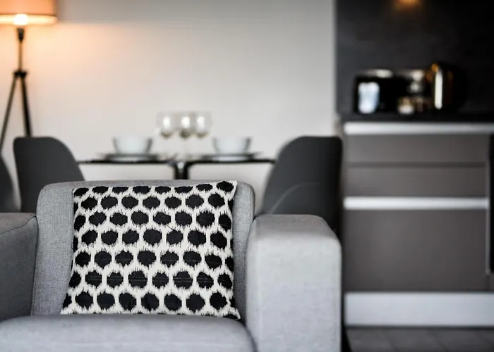 公寓 Onpoint - Spacious 2 Bedroom Apt - City Centre With Balcony