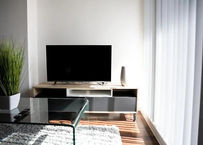 Onpoint - Spacious 2 Bedroom Apt - City Centre With Balcony Манчестер