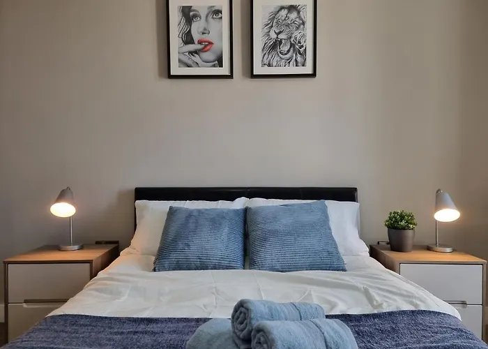 Onpoint - Spacious 2 Bedroom Apt - City Centre With Balcony Apartamento Mánchester