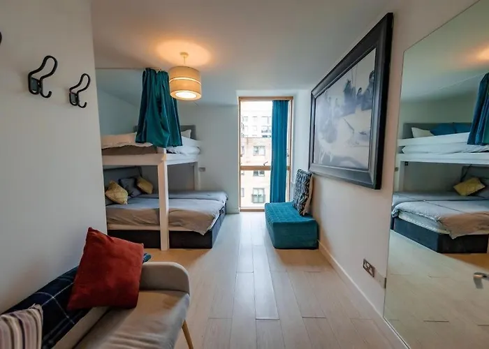 City Centre Modern 3bed 2bath Penthouse Northern Quarter, Sleeps 10