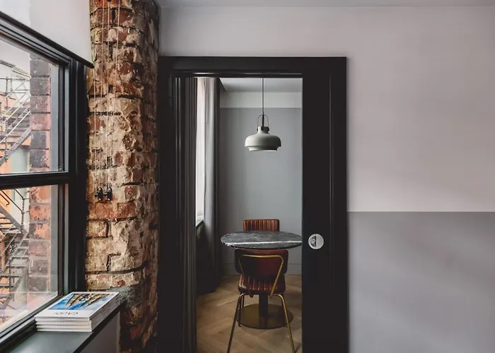 Leven Hotel Manchester