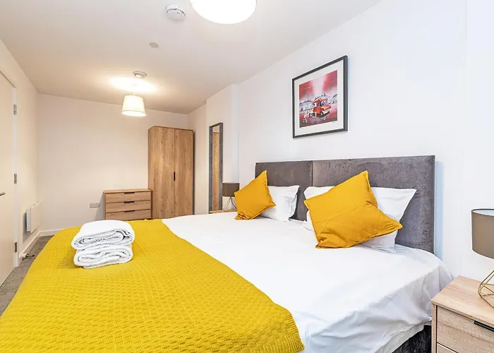 Insignia By Guestz Manchester