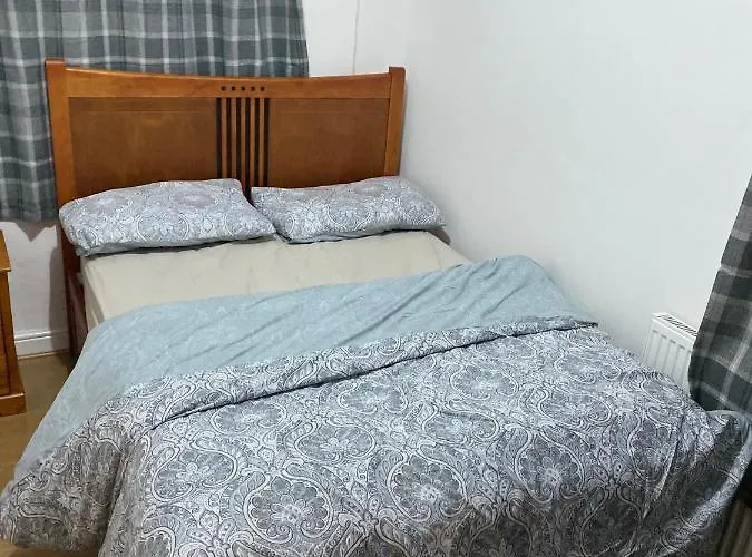 Lovely 2 Bedroom With Free Parking