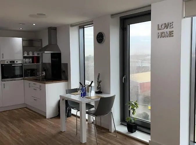 Media Stays - Luxury