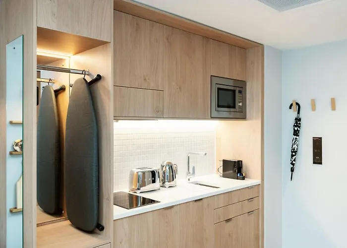 Wilde Centre Hotel 4*