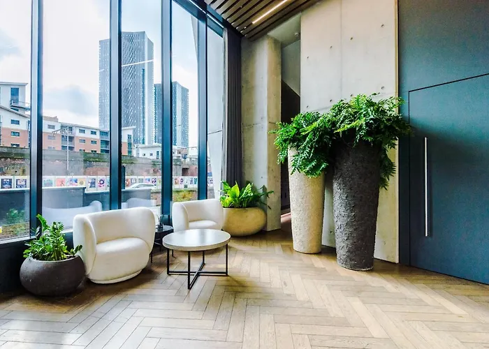 Hilltop Serviced - Deansgate مانشستر