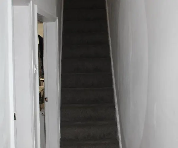 Beautiful, Spacious, Old Trafford 펜션 *