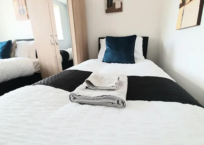 Salford Ark Comfort Near Salford Royal And Trafford Centre