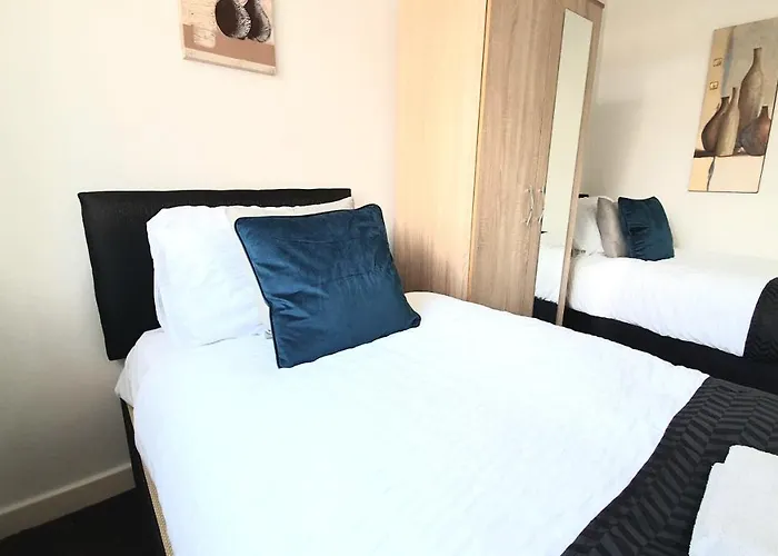 Salford Ark Comfort Near Salford Royal And Trafford Centre *