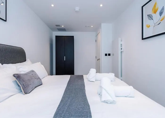 Hilltop Serviced - Piccadilly