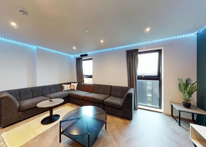 For Students Only Canvas Mánchester