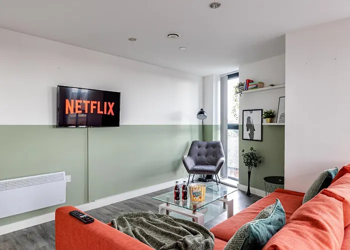 Stunning 2 Bed With Free Parking Close To Cc 아파트 *