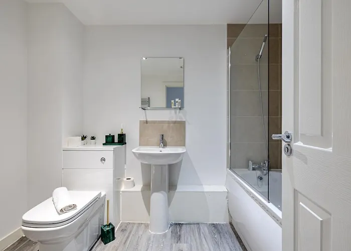 아파트 Stunning 2 Bed With Free Parking Close To Cc