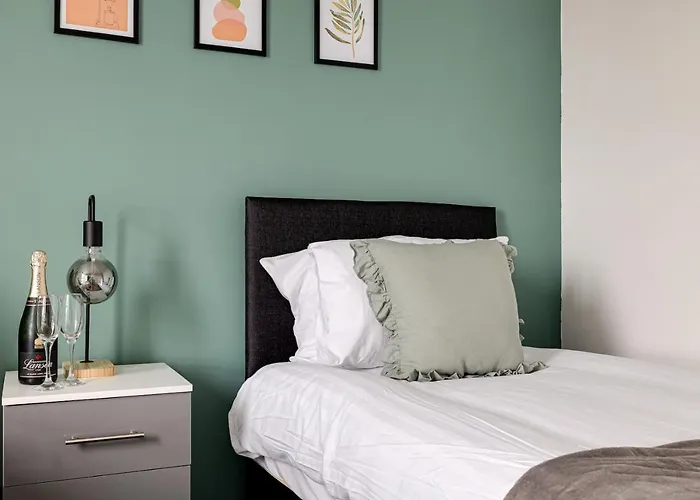 Stunning 2 Bed With Free Parking Close To Cc * 맨체스터