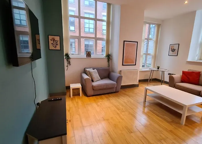 Spacious, Bright And Airy Centre Flat. Unique Converted Mill. Manchester