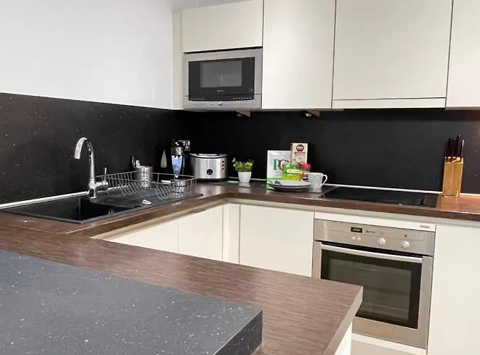 Wharf Premier - Free Private Parking Apartman *