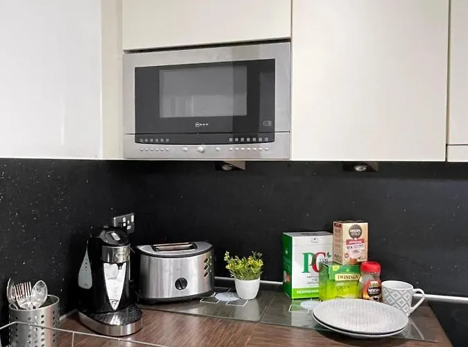 Wharf Premier - Free Private Parking