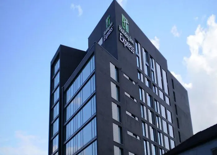 Express Centre By Ihg 3*