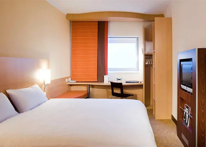 Ibis Centre 96 Portland Street Hotel Manchester