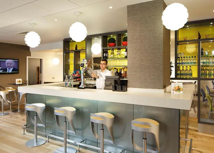 Ibis Centre Princess Street 3*