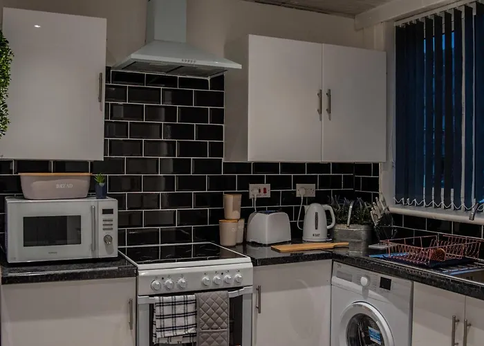 Bv Comfy Spacious 3 Bedroom House At Tatton Street * Manchester