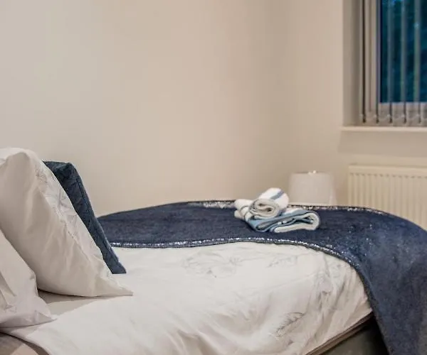 Bv Comfy Spacious 3 Bedroom House At Tatton Street Manchester