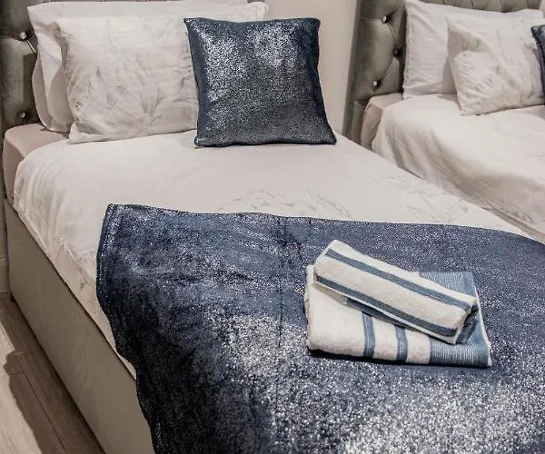 Bv Comfy Spacious 3 Bedroom House At Tatton Street Manchester