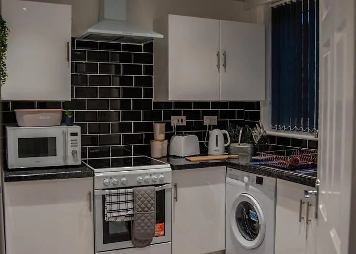 Bv Comfy Spacious 3 Bedroom House At Tatton Street * Manchester