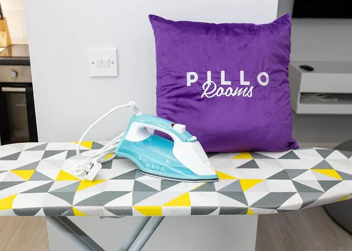 Pillo Serviced - Trafford مانشستر