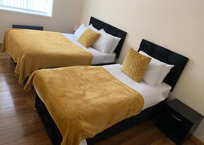 Отель Unique Executive Luxury *