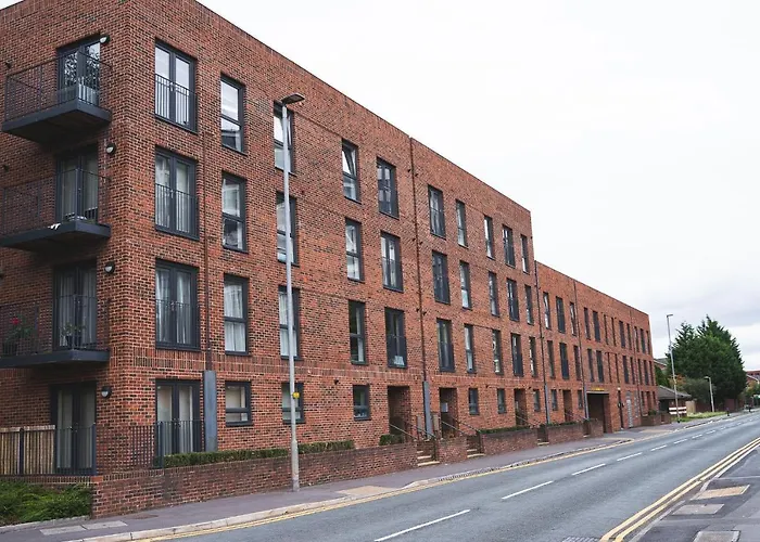 Centre 2-bed - New - Free Wi-fi - Apartment