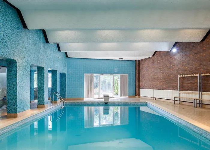 Beautiful 'mayfield' With Private Pool! Feriehus Manchester