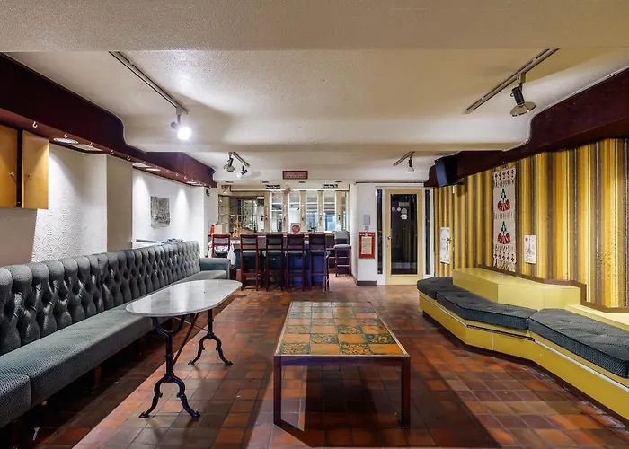 Beautiful 'mayfield' With Private Pool! Feriehus Manchester