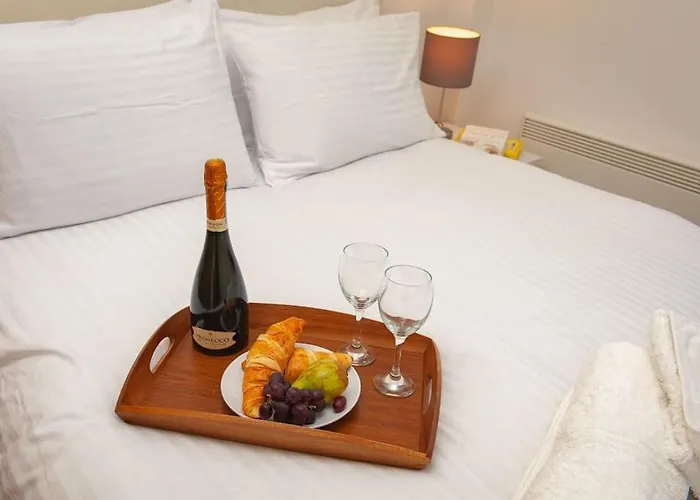 View Spacious 2 Bed 2 Bathrooms Apartman