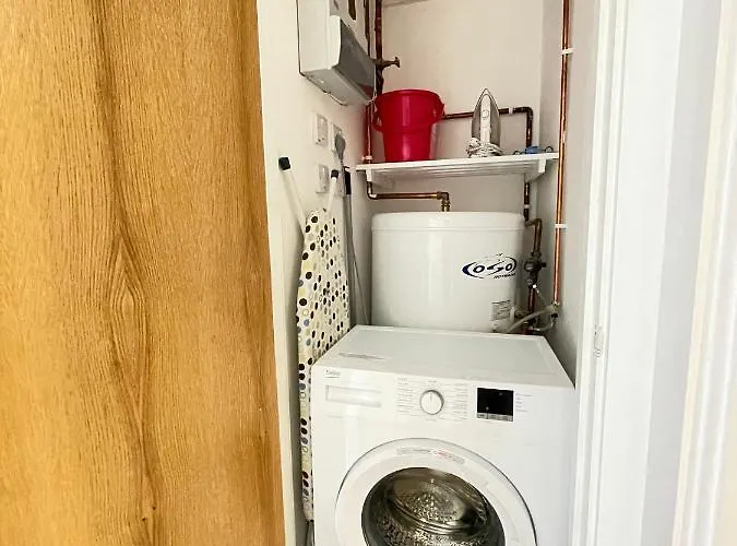 Centre, Floor Apartment, Two Balconies מנצ'סטר