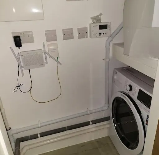 Beautiful 2 Bedroom Salford Quays Lejlighed Manchester