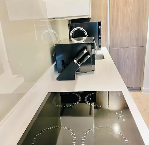 Eclectic Dwelling Apartman *