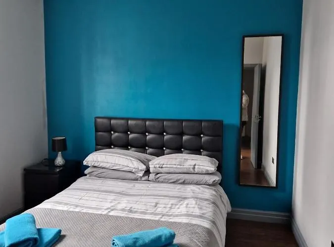 Lewis 1 Northern Quarter Sleeps Upto 4 Manchester