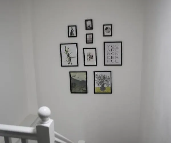 بيت ضيافة Rostron House