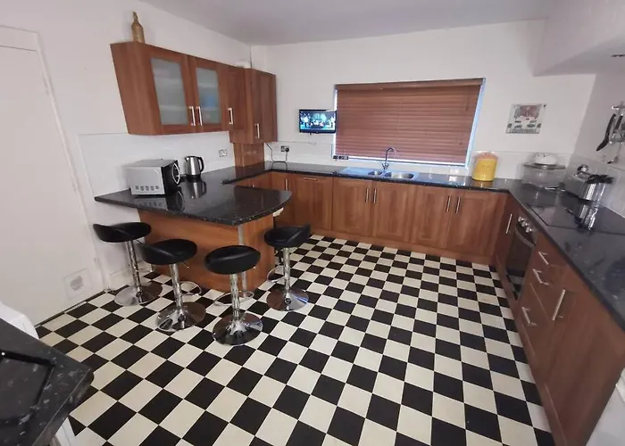 Ferienhaus Old Trafford Centre Events 4 Bedrooms 6 Sleeps 3 - 8 Manchester