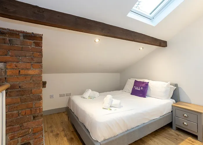 Pillo Serviced - Salford * Manchester