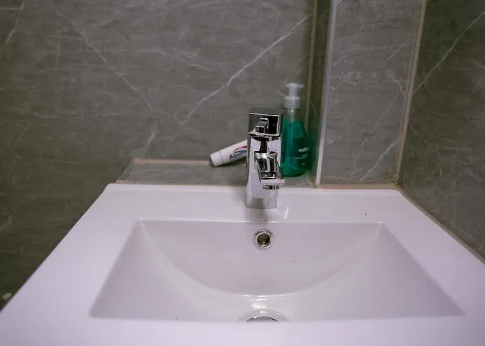 Rostron House * مانشستر