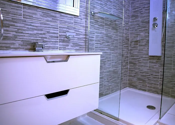 Rostron House بيت ضيافة