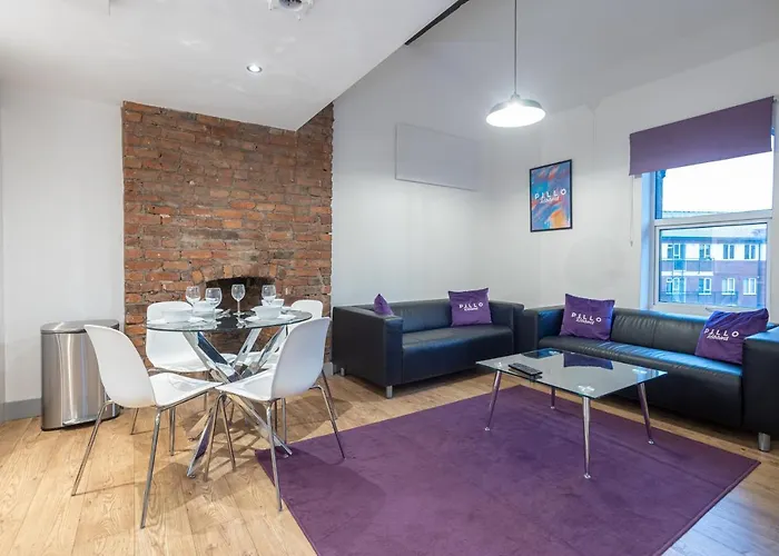 Pillo Serviced - Salford