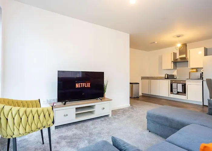 M5 Ordsall - Spacious 2 Bedroom Διαμέρισμα *