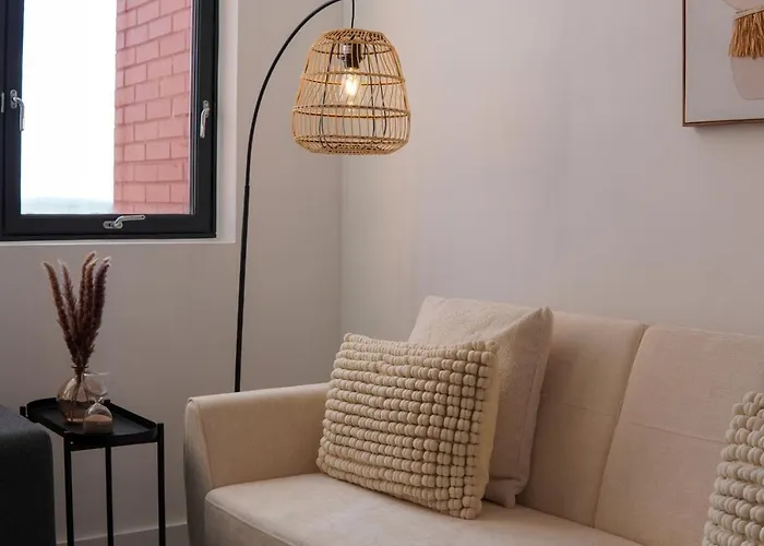 3br Penthouse By Torr Group Short Term Lets With Private Rooftop Garden Apartment Manchester